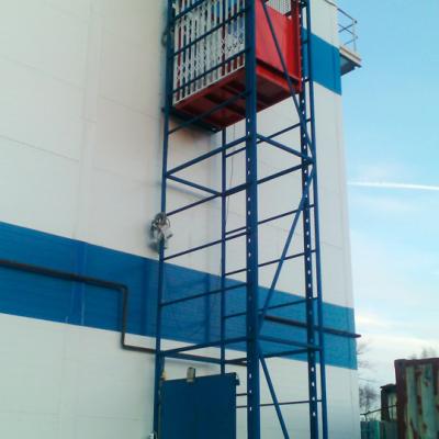 Грузовой подъемник