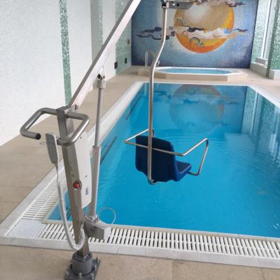Подъемник для бассейна для инвалидов